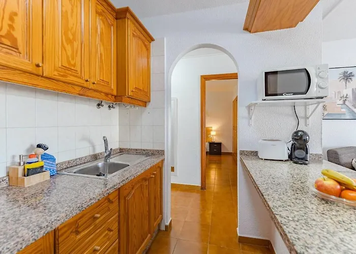 Pool View Garden Apartment Costa Adeje (Tenerife)